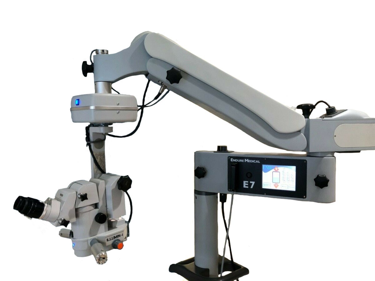 Endure Medical Alcon E7 OR Rolling Surgical Ophthalmic Microscope w ILLUMIN i photo Endure医用爱尔康E7或滚动外科眼科显微镜与ILLUMIN i爱尔康Luxor外科眼科显微镜