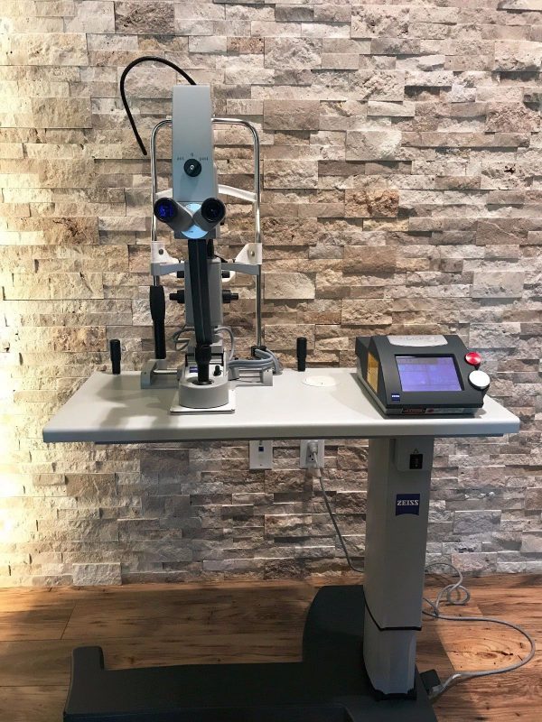Zeiss Visulas Yag 3 600x800卡尔Zeiss Visulas Yag III 3 Yag激光器