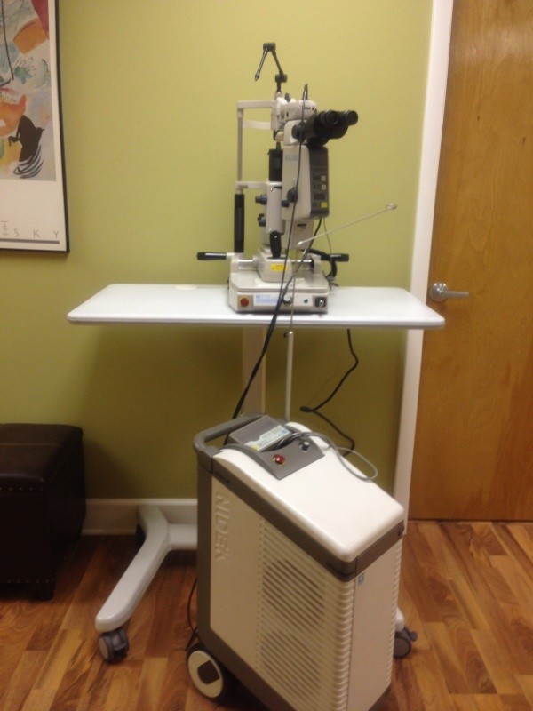 Nidek YC-1400 YAG激光组合系统与GYC-1500 532绿色激光附件